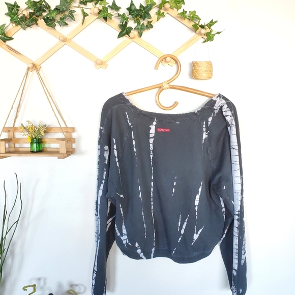 Hard tail awesome tye dye sweatshirt soft cotton s - Picture 2 of 2